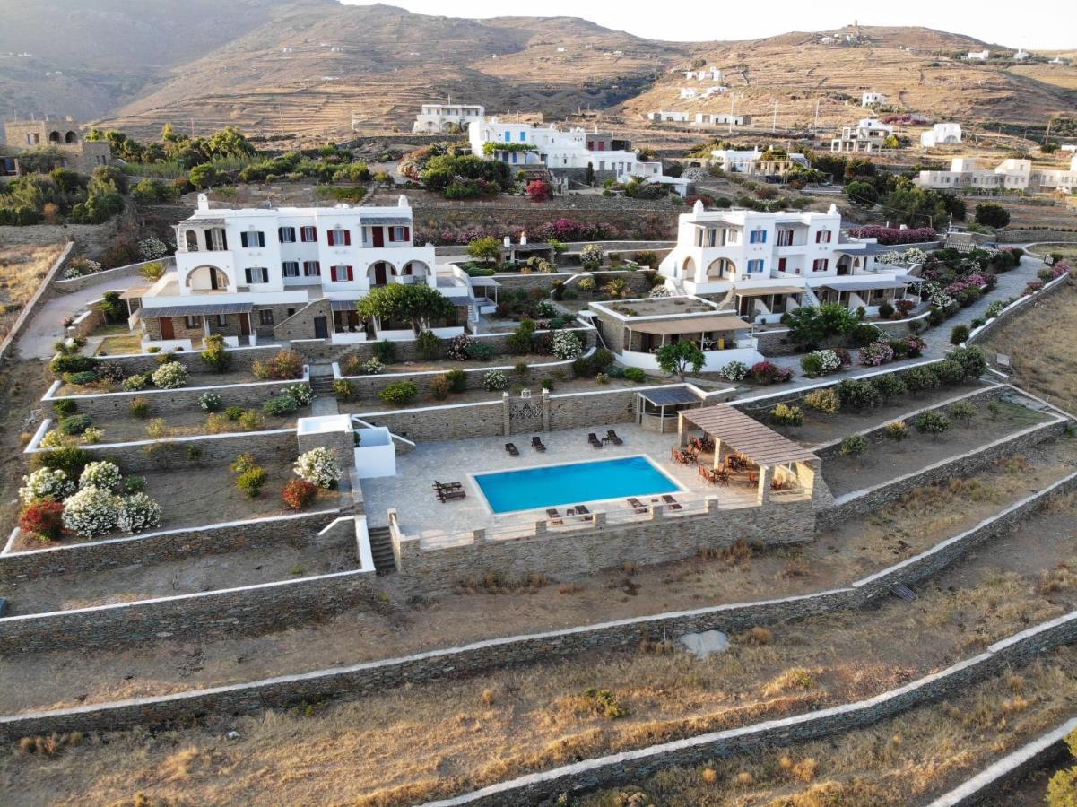Agios RomanosEn Plo公寓式酒店 外观 照片