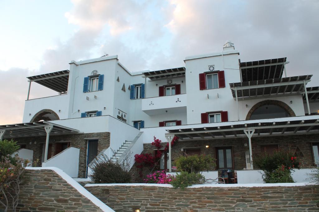 Agios RomanosEn Plo公寓式酒店 外观 照片