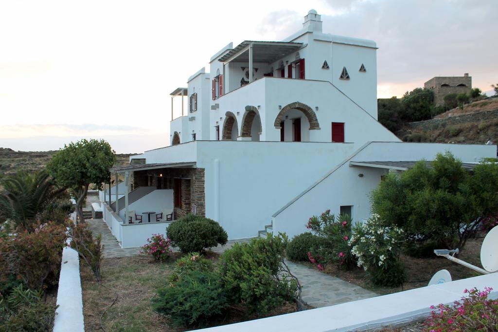 Agios RomanosEn Plo公寓式酒店 外观 照片