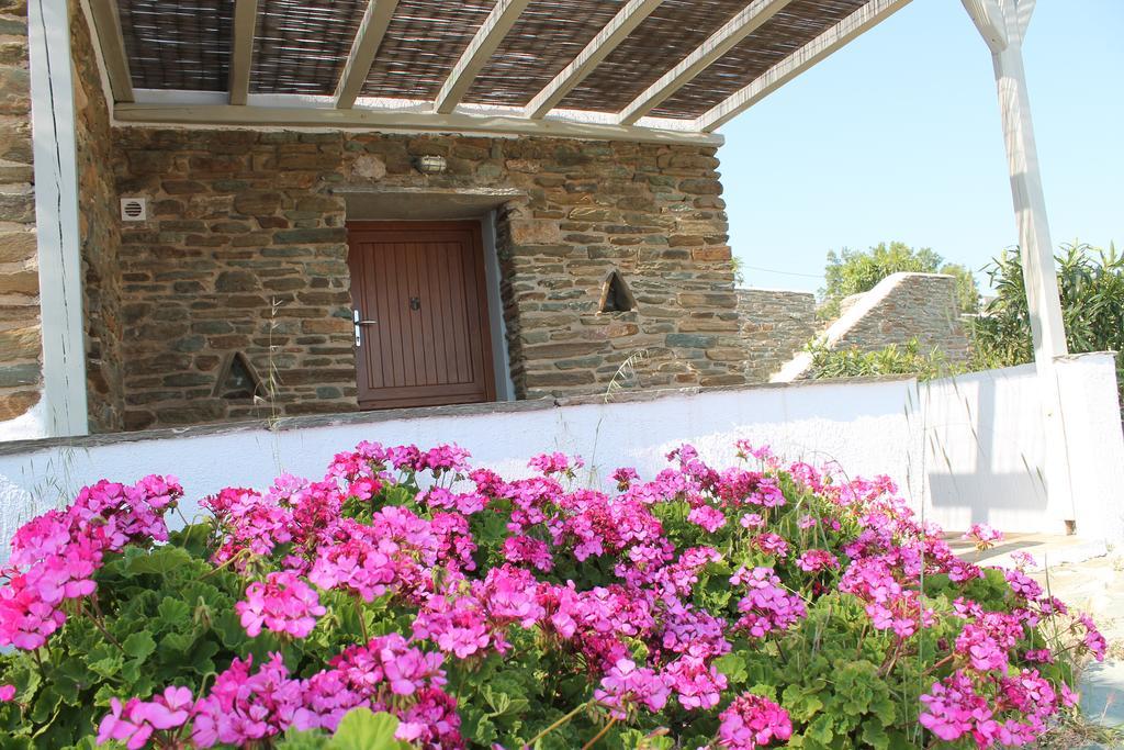 Agios RomanosEn Plo公寓式酒店 外观 照片
