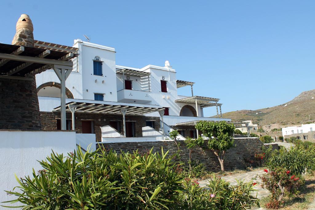 Agios RomanosEn Plo公寓式酒店 外观 照片